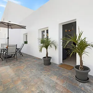 Home2book Charming Teguise, Terrace Appartement
